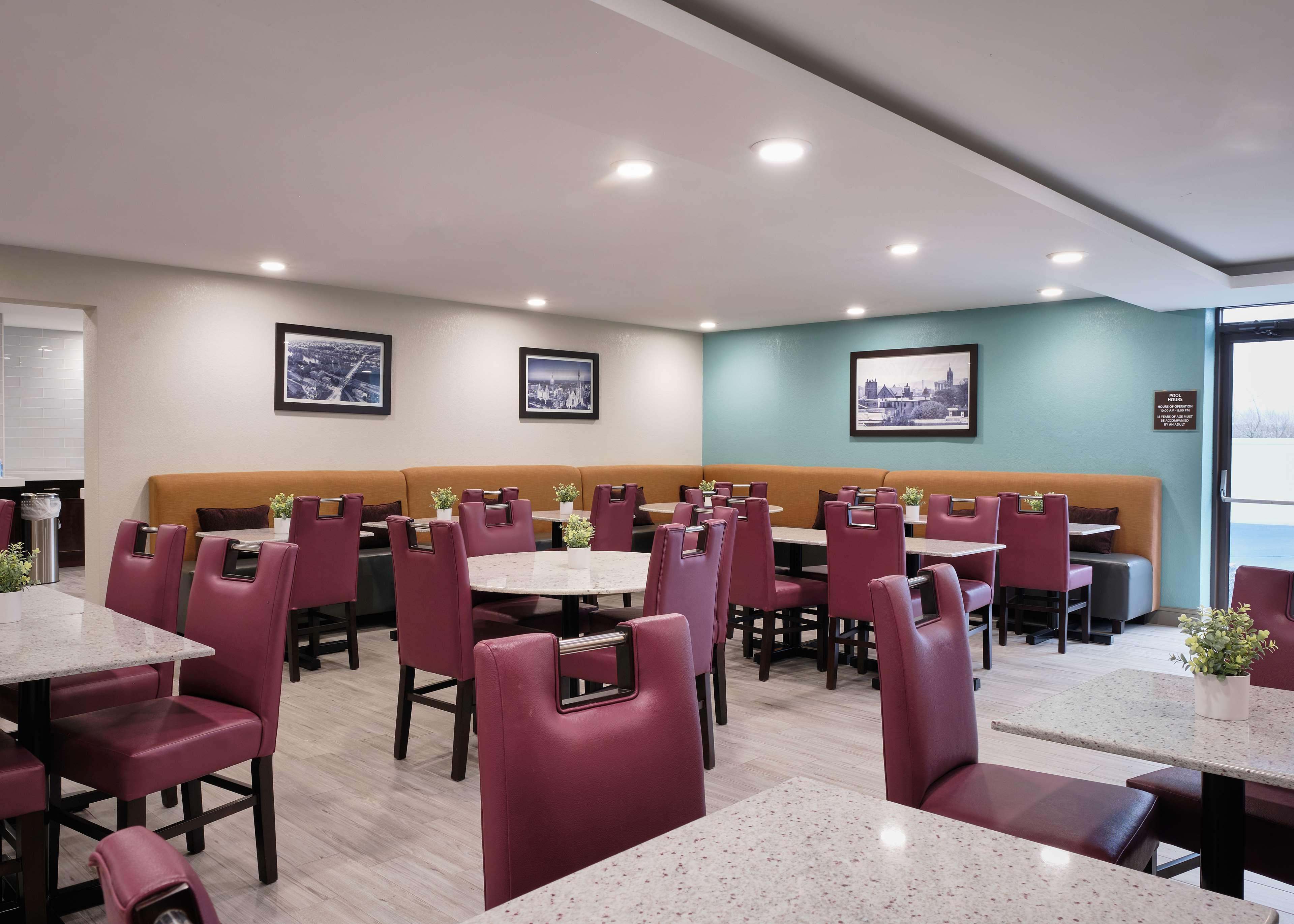 Hotel Comfort & Eastern Gateway 3*